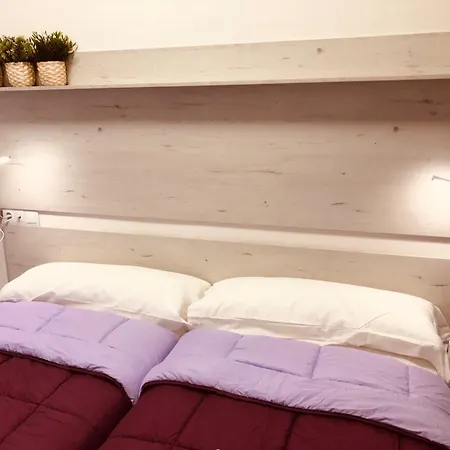 Hostel Sixtos No Caminho - No Bike Storage Σαντιάγο ντε Κομποστέλα