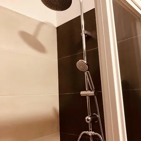 Sixtos No Caminho - No Bike Storage * Σαντιάγο ντε Κομποστέλα