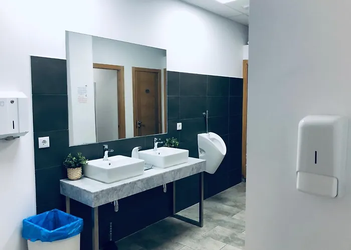 Sixtos No Caminho - No Bike Storage ホステル サンティアゴ・デ・コンポステーラ