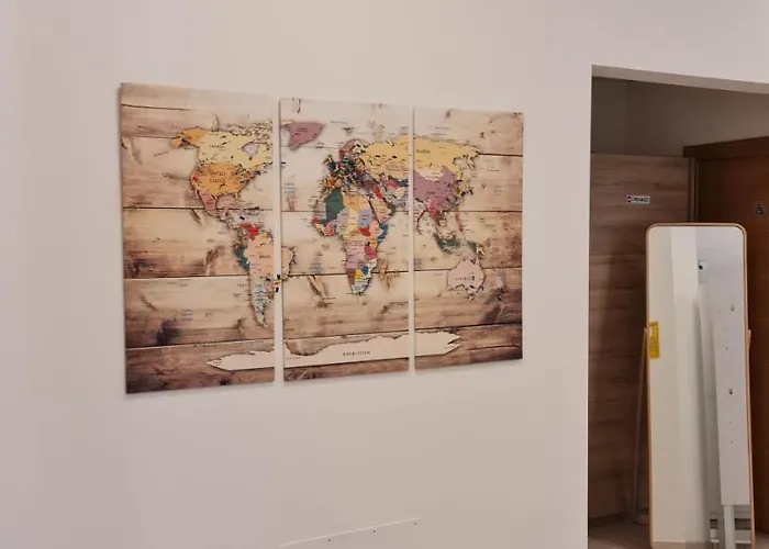 Sixtos No Caminho - No Bike Storage ホステル サンティアゴ・デ・コンポステーラ