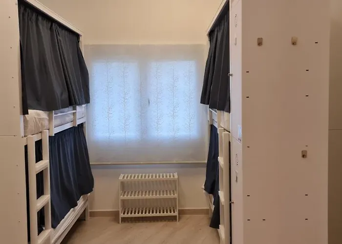 Sixtos No Caminho - No Bike Storage サンティアゴ・デ・コンポステーラ