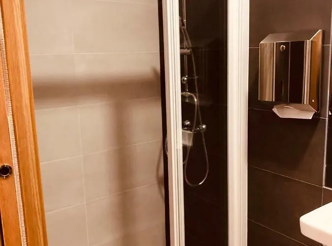 Sixtos No Caminho - No Bike Storage Santiago de Compostela