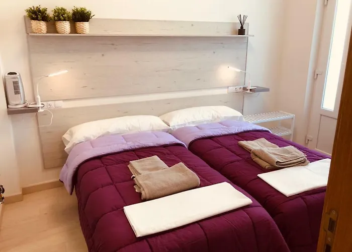 Sixtos No Caminho - No Bike Storage Santiago de Compostela